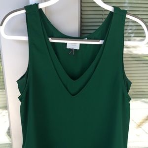 Sleeveless double layer tank